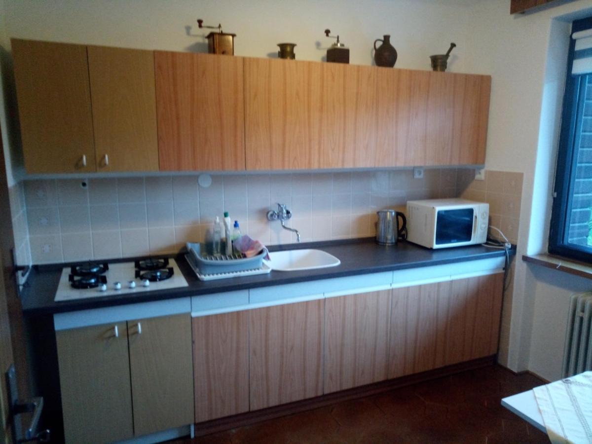 Apartman 6 Km Od Centra Banskej Bystrice Banska Bystrica Exterior photo